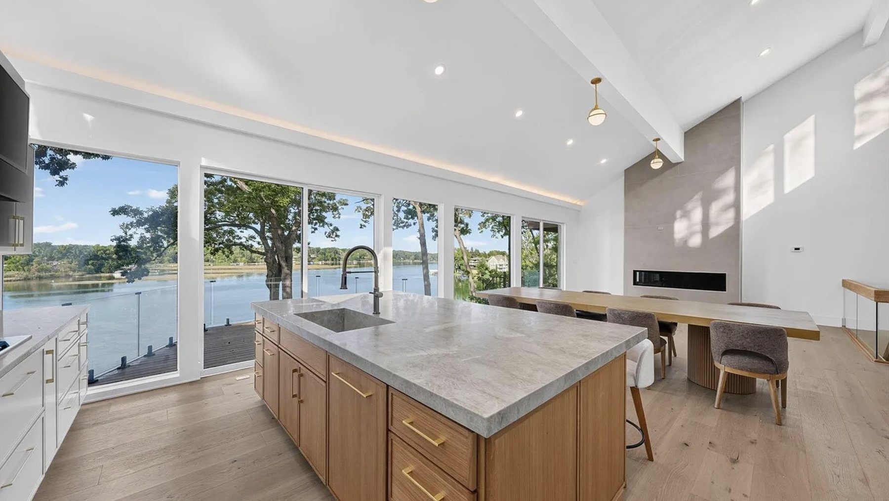 West Bloomfield lakefront residence